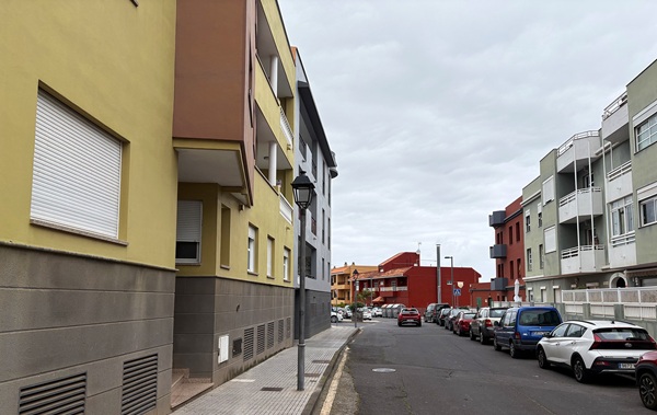 Edificios de viviendas en Tegueste.//Cedida